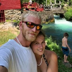 Meet your Posher, Alyse